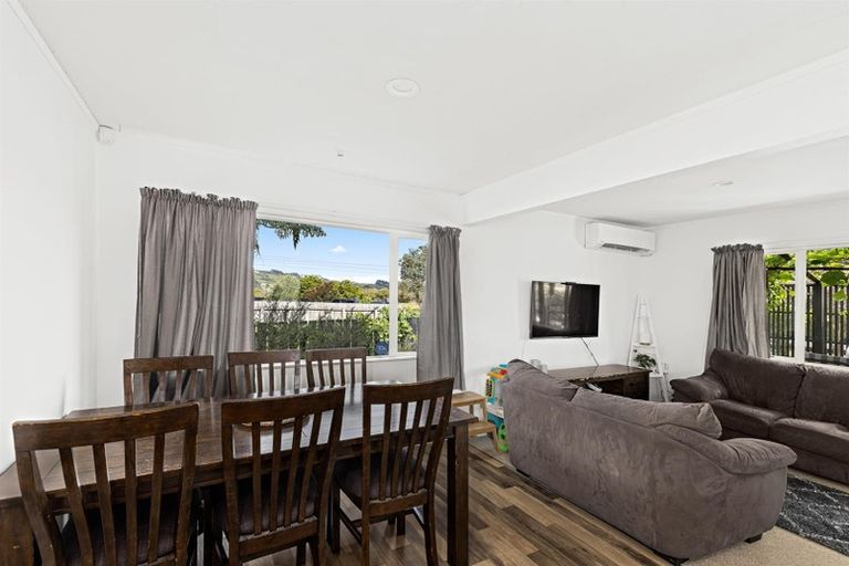 Photo of property in 53a Springs Road, Parakai, 0830