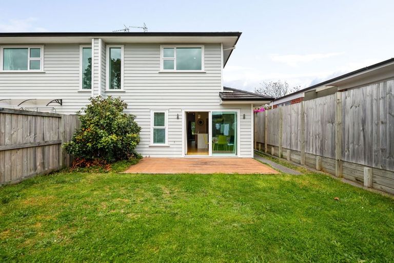 Photo of property in 1/7 Tudor Crescent, Chedworth, Hamilton, 3210