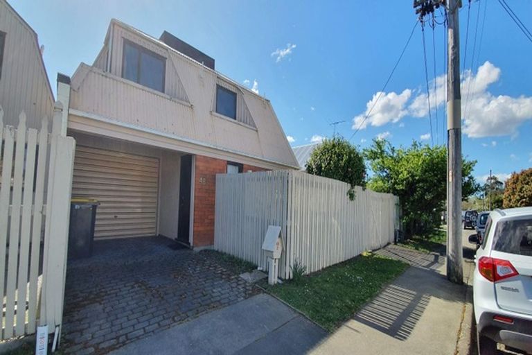 Photo of property in 2/48 Greenhurst Street, Sockburn, Christchurch, 8042