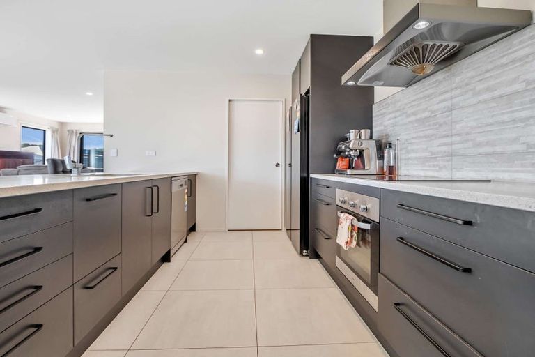 Photo of property in 19 Batchelor Place, Kaiapoi, 7630