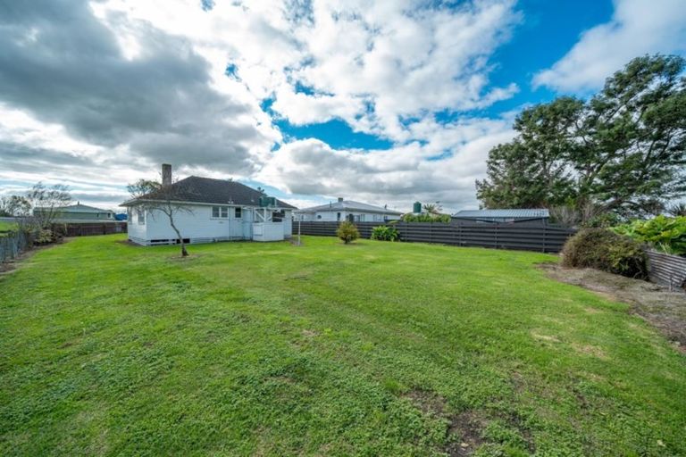 Photo of property in 8 Orchard East Road, Ngatea, 3503