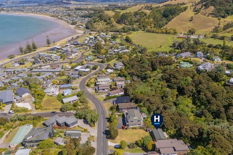 Photo of property in 44 Centennial Drive, Whitianga, 3510