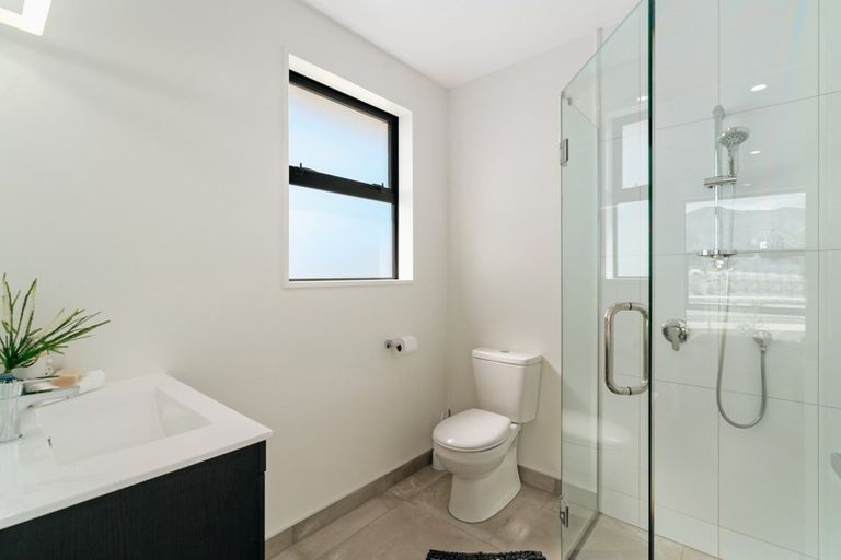 Photo of property in 8 Mount Burke Street, Wanaka, 9305