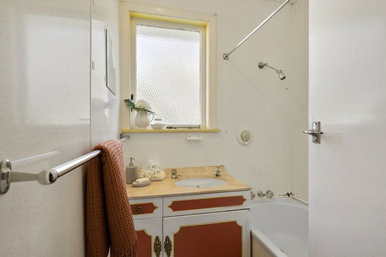 Photo of property in 4 Thackeray Street, Trentham, Upper Hutt, 5018