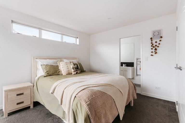 Photo of property in 17 Marion Crescent, Papamoa Beach, Papamoa, 3118