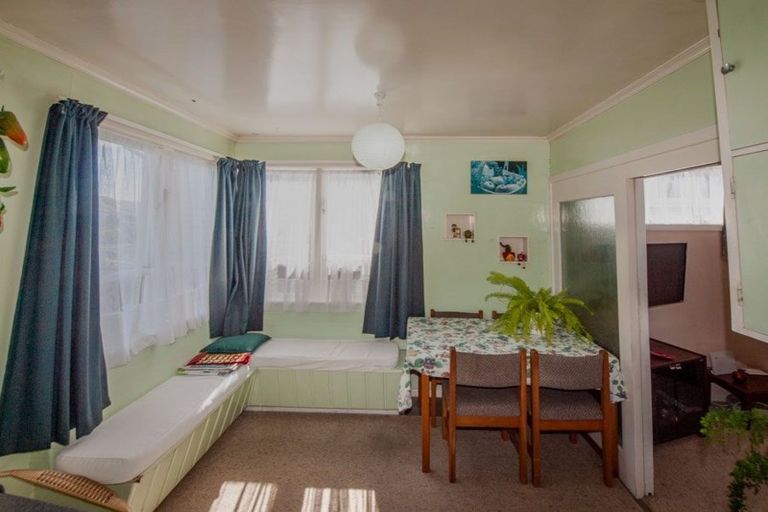 Photo of property in 93 Helston Road, Paparangi, Wellington, 6037