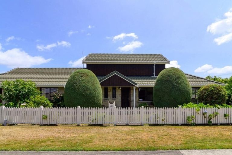 Photo of property in 22 Maida Vale Street, Fenton Park, Rotorua, 3010