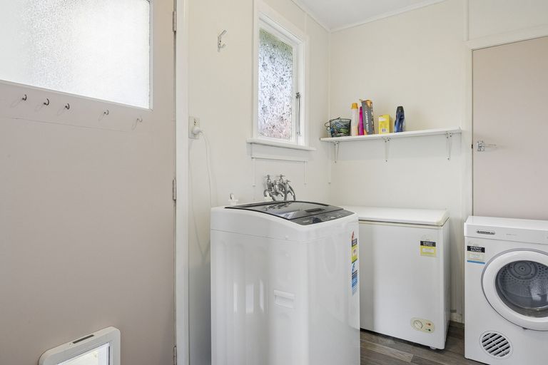 Photo of property in 82 Koremata Street, Green Island, Dunedin, 9018