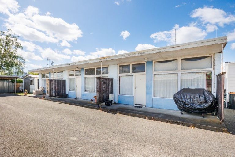 Photo of property in 27 Ada Street, Hokowhitu, Palmerston North, 4410