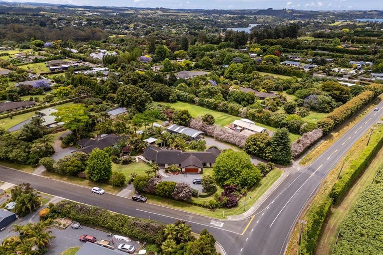 Photo of property in 2 Pickmere Lane, Kerikeri, 0230