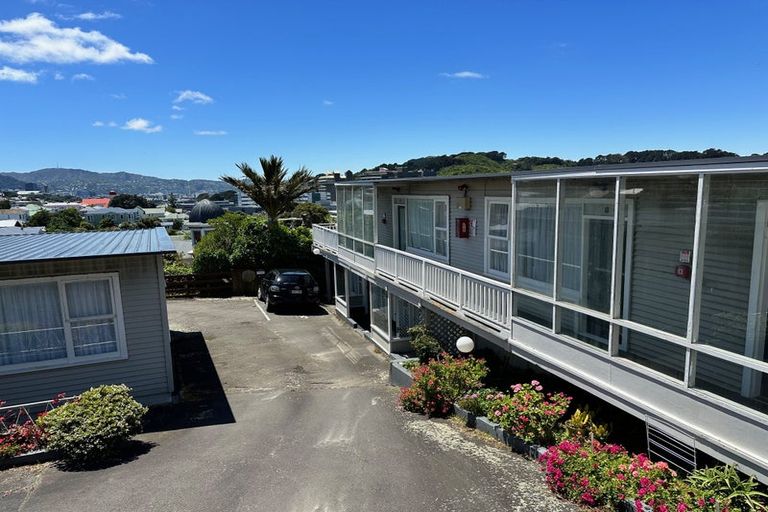 Photo of property in 327 Adelaide Road, Newtown, Wellington, 6021