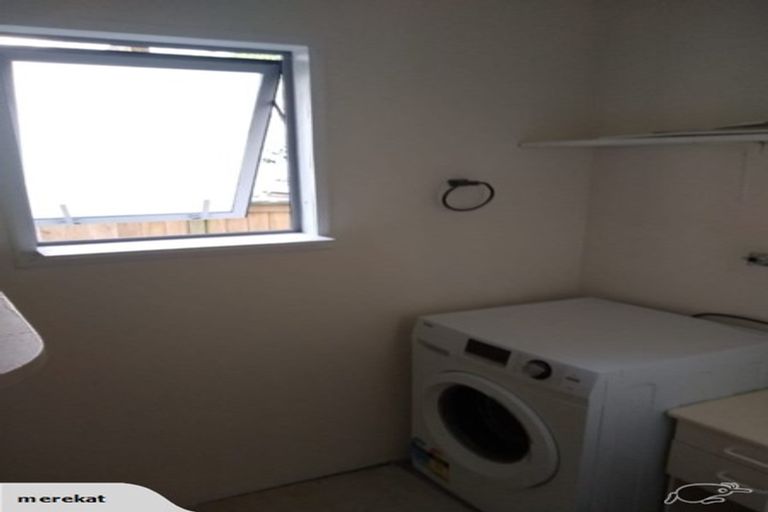 Photo of property in 2 Amapur Drive, Khandallah, Wellington, 6035