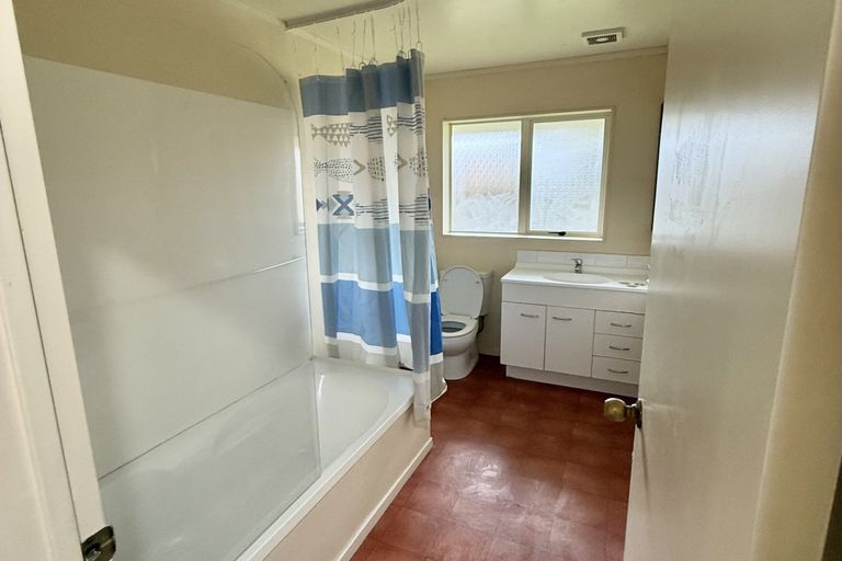 Photo of property in 68 Dominion Road, Papakura, 2110