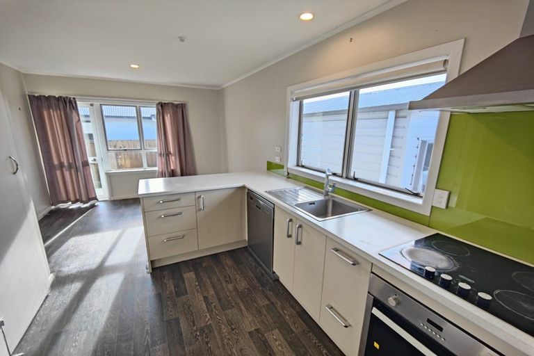 Photo of property in 8a Cotton Street, St Andrews, Hamilton, 3200