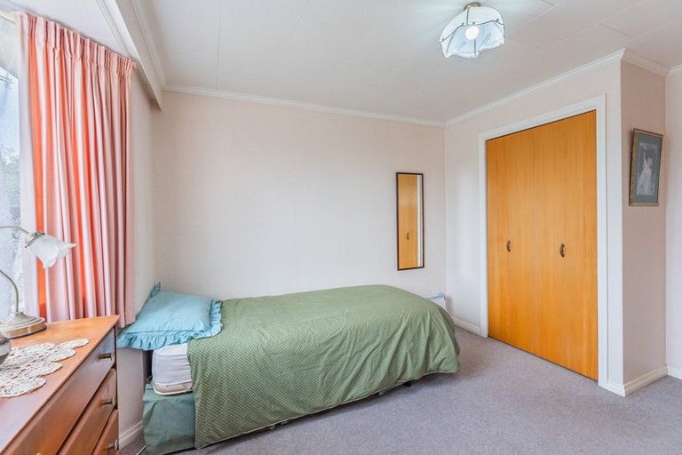 Photo of property in 1 Iti Street, Otaki, 5512