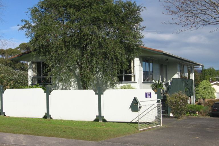 Photo of property in 55 Donovan Avenue, Massey, Auckland, 0614