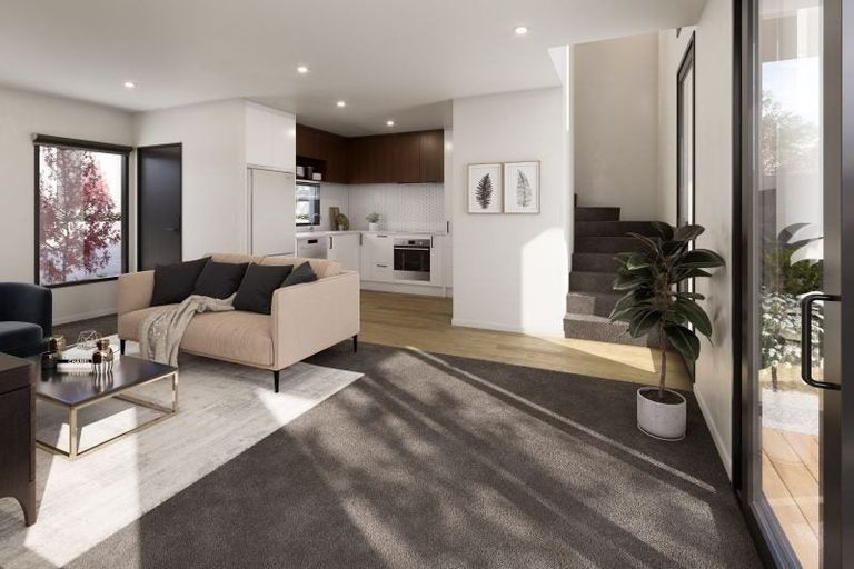 Photo of property in 2/79 Edmonton Road, Henderson, Auckland, 0612