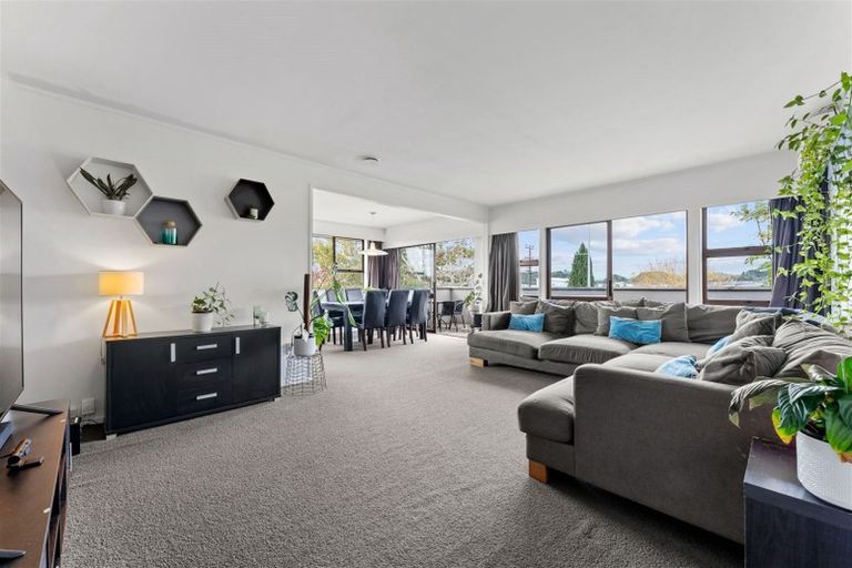 Photo of property in 348 Main Road, Huapai, Kumeu, 0810