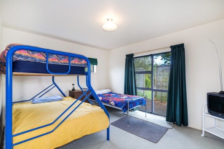 Photo of property in 12 Runuku Grove, Turangi, 3334