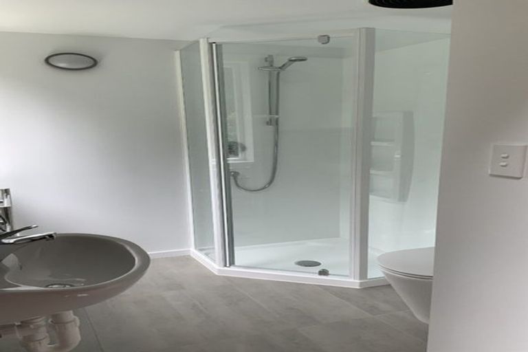 Photo of property in 44 Island Bay Road, Beach Haven, Auckland, 0626