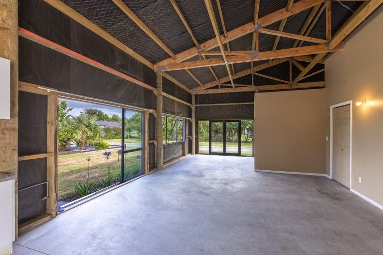 Photo of property in 2a Symmans Lane, Otane, 4277