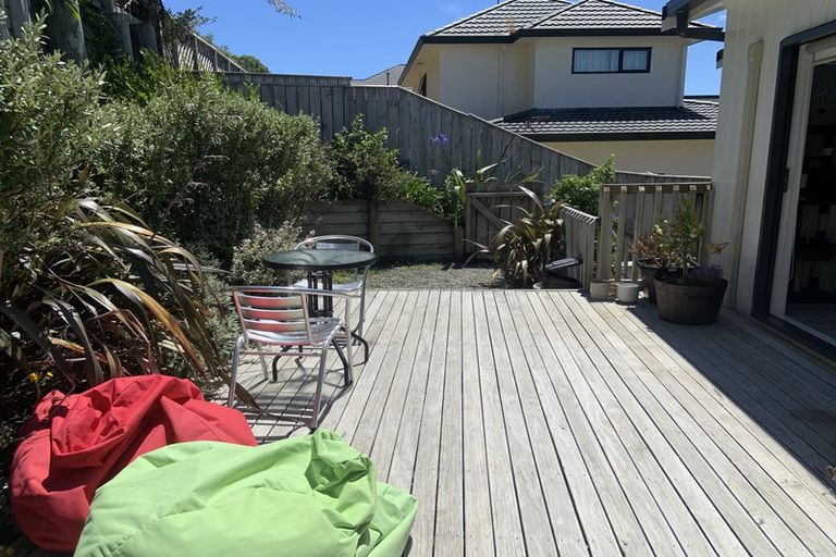 Photo of property in 25 Derry Hill, Churton Park, Wellington, 6037