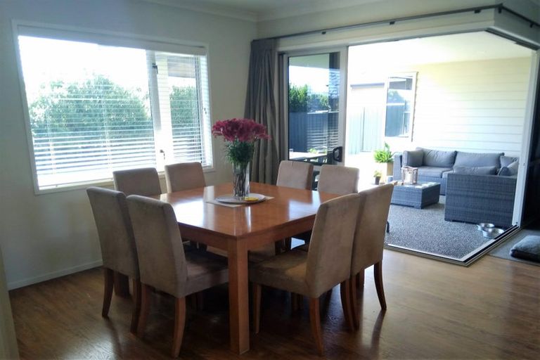 Photo of property in 19 Karoola Place, Havelock North, 4130