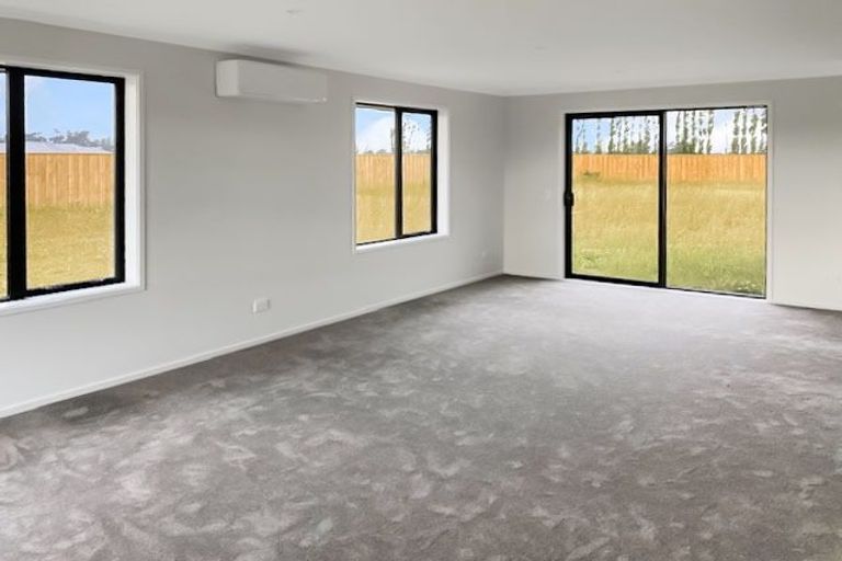 Photo of property in 6 Southdown Place, Kirwee, 7571