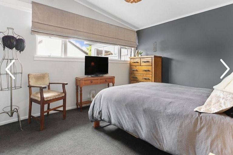 Photo of property in 14 Konini Road, Titirangi, Auckland, 0604