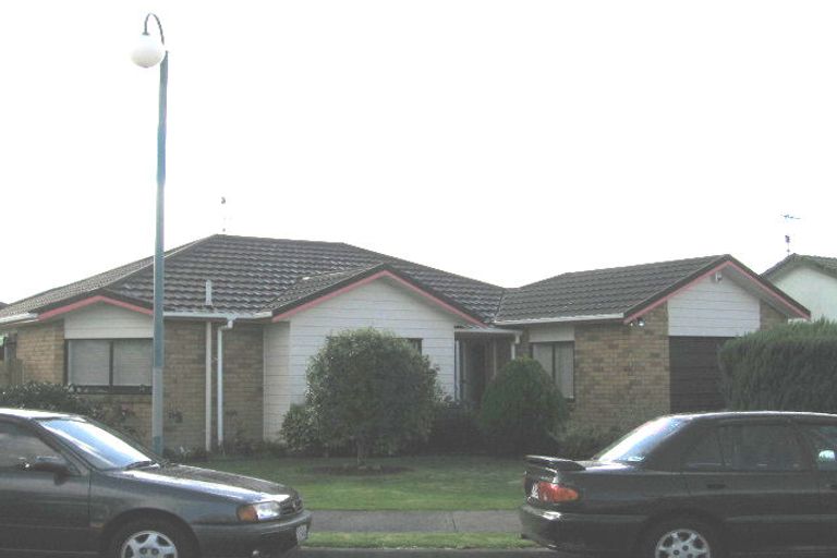 Photo of property in 15 Maurice Borich Place, Henderson, Auckland, 0610