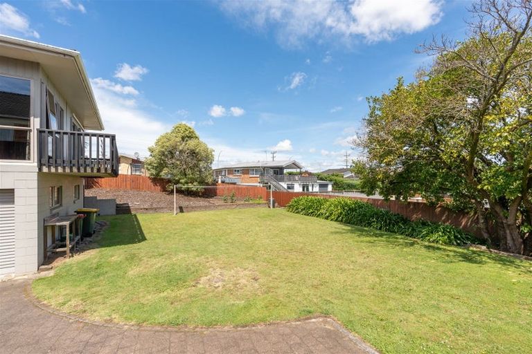 Photo of property in 178 Sandwich Road, St Andrews, Hamilton, 3200