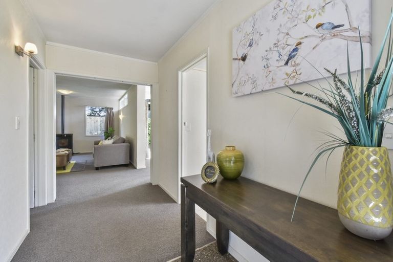 Photo of property in 1 Arthur Place, Opaheke, Papakura, 2113