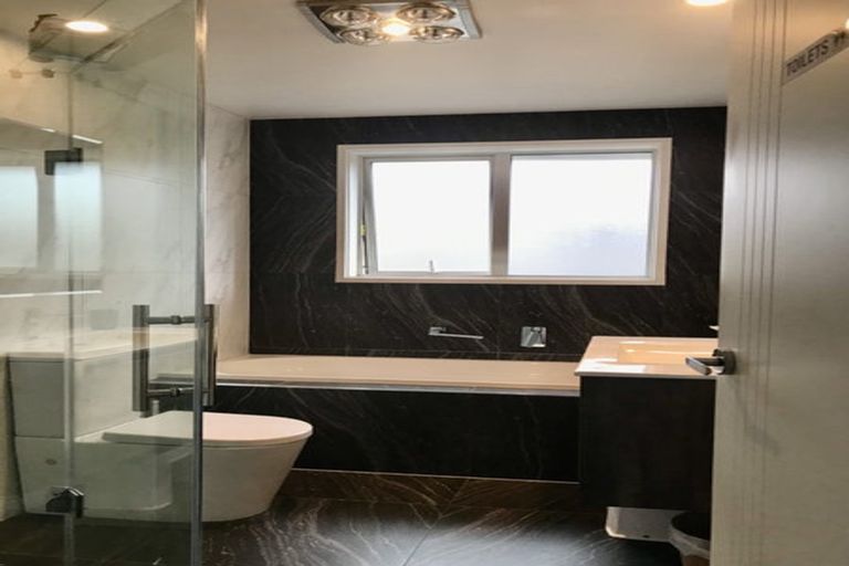 Photo of property in 17 Lusitano Drive, Karaka, Papakura, 2113