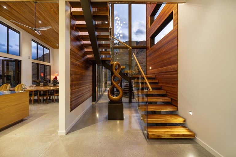 Photo of property in 142 Littles Road, Dalefield, Queenstown, 9371