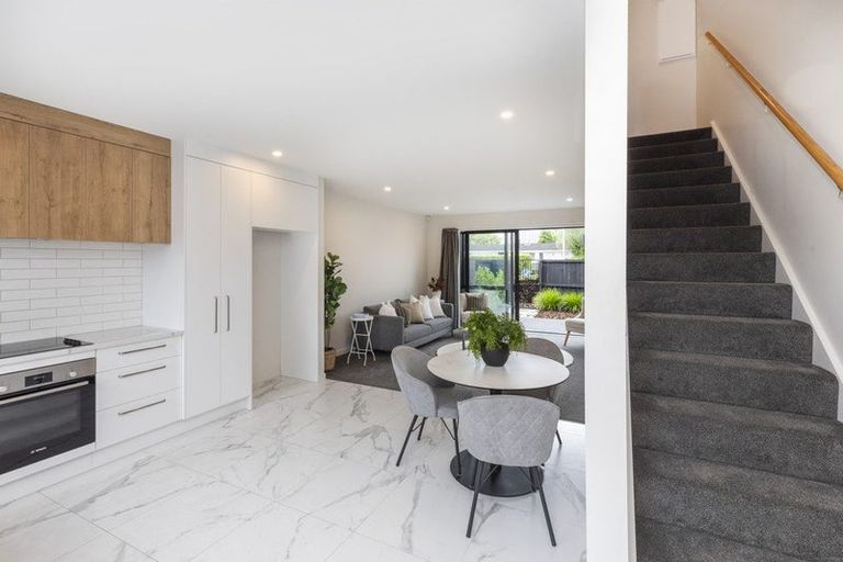 Photo of property in 2/140 Saint Albans Street, St Albans, Christchurch, 8014