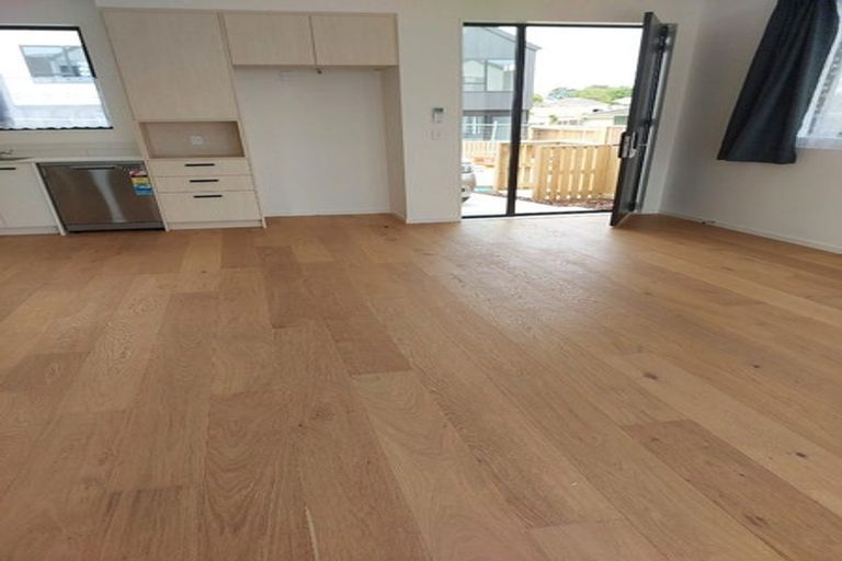 Photo of property in 89 Waipuhinui Way, Wiri, Auckland, 2104