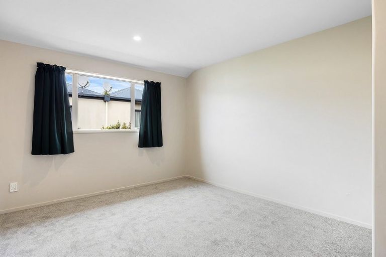 Photo of property in 42b Picton Avenue, Riccarton, Christchurch, 8011