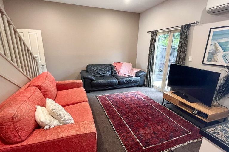 Photo of property in 9g Crohane Place, Addington, Christchurch, 8024