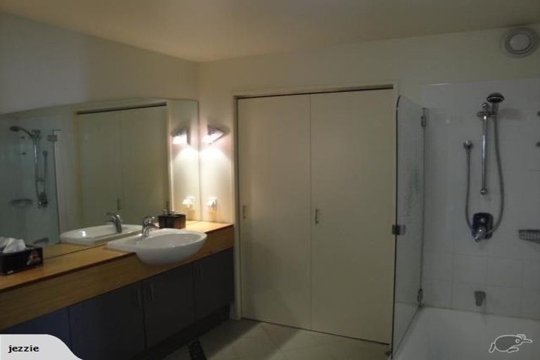 Photo of property in Elizabeth Street Chapel, 7/6 Elizabeth Street, Mount Victoria, Wellington, 6011