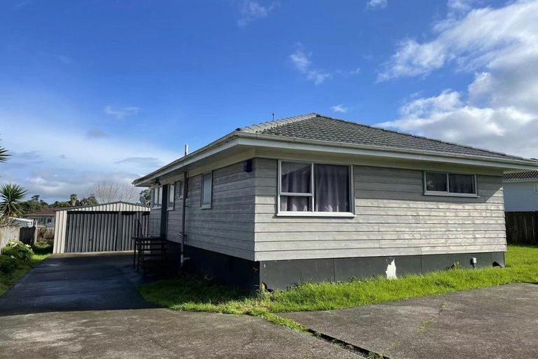 Photo of property in 73 Alabaster Drive, Papatoetoe, Auckland, 2025