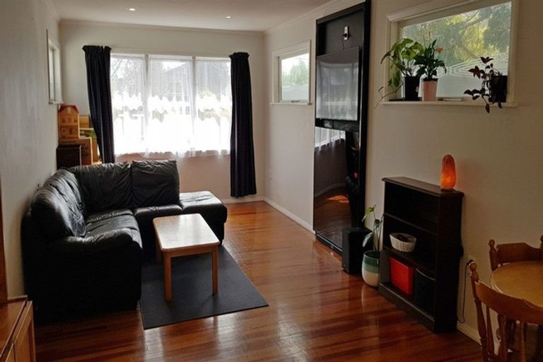 Photo of property in 148 Arawhata Road, Paraparaumu, 5032