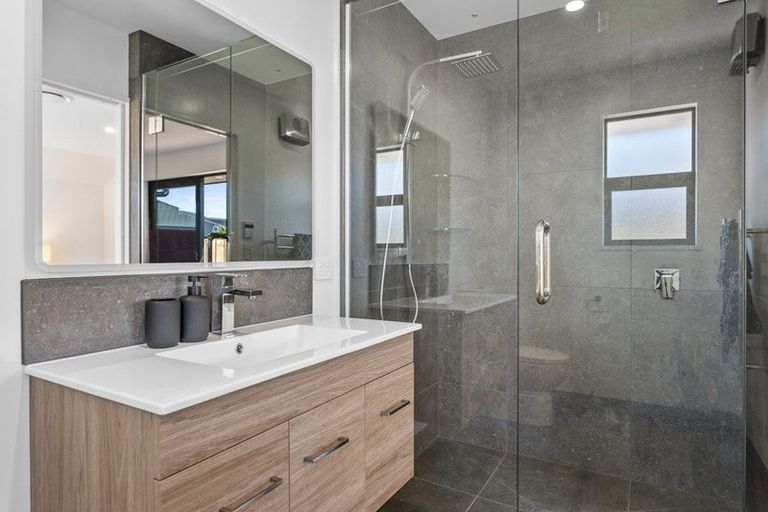 Photo of property in 105 Kippenberger Avenue, Rangiora, 7400