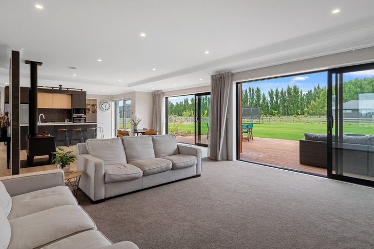 Photo of property in 76 Verdeco Boulevard, Lincoln, 7608