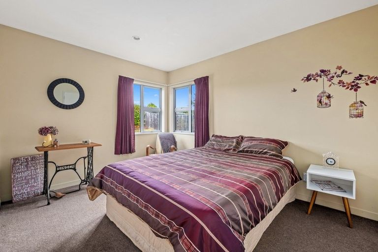 Photo of property in 29 Frye Crescent, Albert Town, Wanaka, 9305