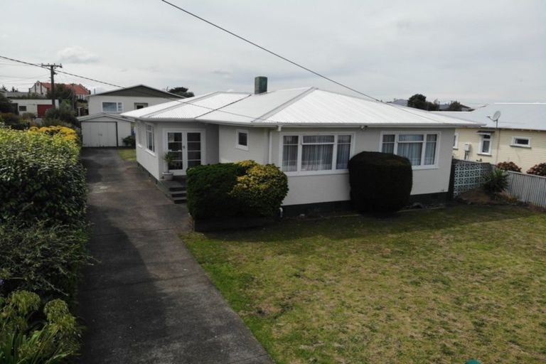 Photo of property in 8a Puriri Street, Gonville, Whanganui, 4501