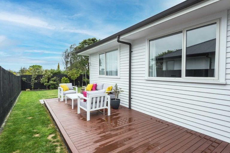 Photo of property in 33 Reginald Street, Burwood, Christchurch, 8083