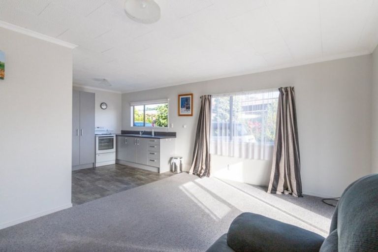 Photo of property in 13c Burns Street, South Dunedin, Dunedin, 9012