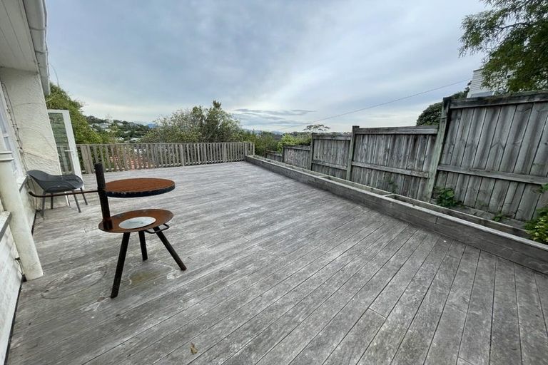 Photo of property in 5 Jalna Avenue, Khandallah, Wellington, 6035