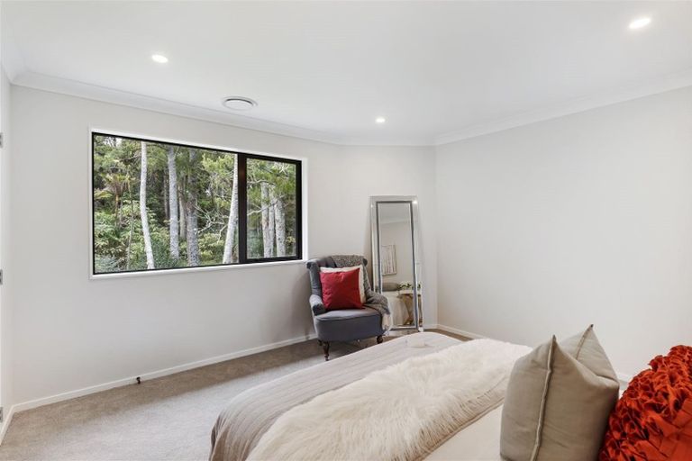Photo of property in 44 Drumbuoy Drive, Flat Bush, Auckland, 2019