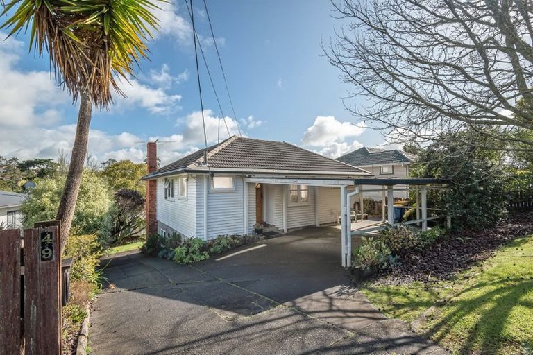 Photo of property in 49 Glencoe Road, Browns Bay, Auckland, 0630